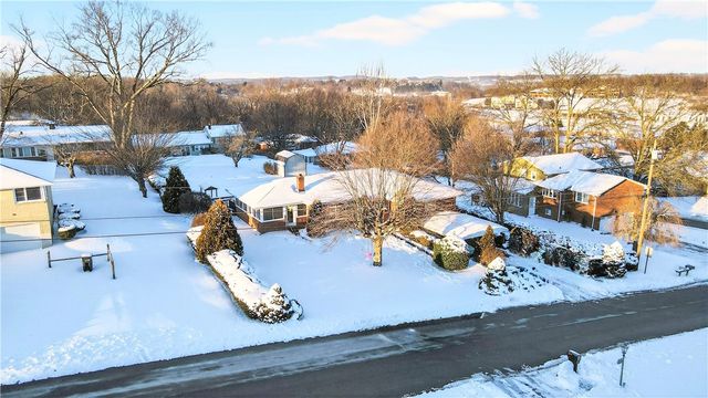710 Santone Drive, Hempfield Twp, PA 15601
