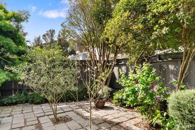 100 Farnum Street, San Francisco, CA 94131