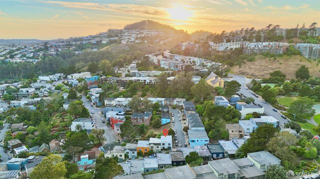 100 Farnum Street, San Francisco, CA 94131