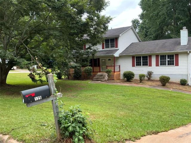 125 Bob White Drive, Stockbridge, GA 30281