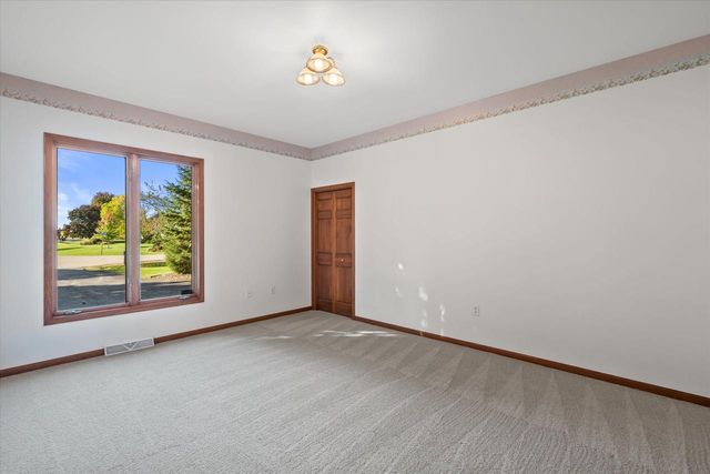 7306 Forty Acre ROAD, Franksville, WI 53126