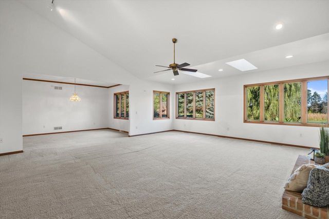 7306 Forty Acre ROAD, Franksville, WI 53126