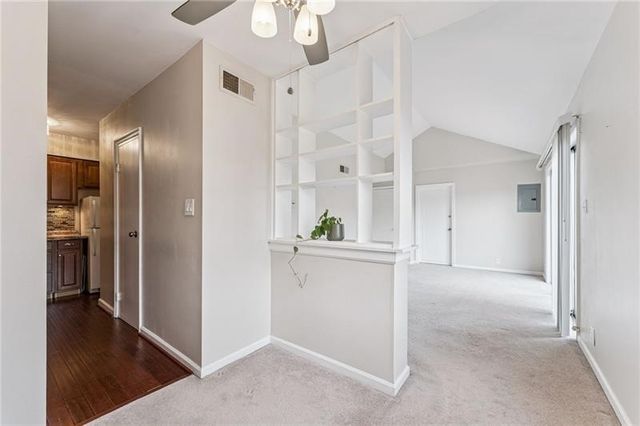 126 Jamestown F, Scott Twp, PA 15216