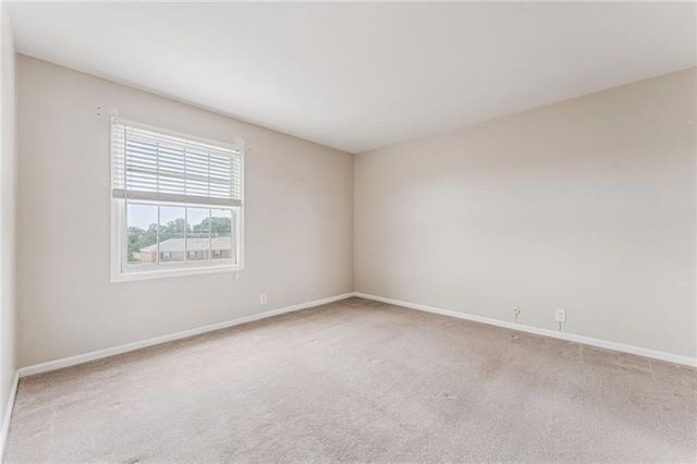 126 Jamestown F, Scott Twp, PA 15216