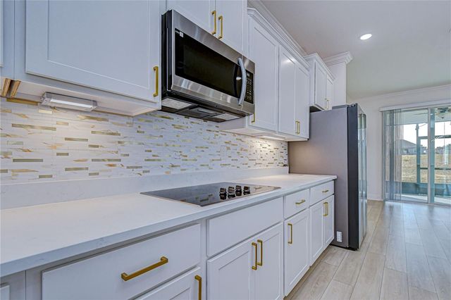 10027 DOLPHIN GULL CIRCLE, Thonotosassa, FL 33592