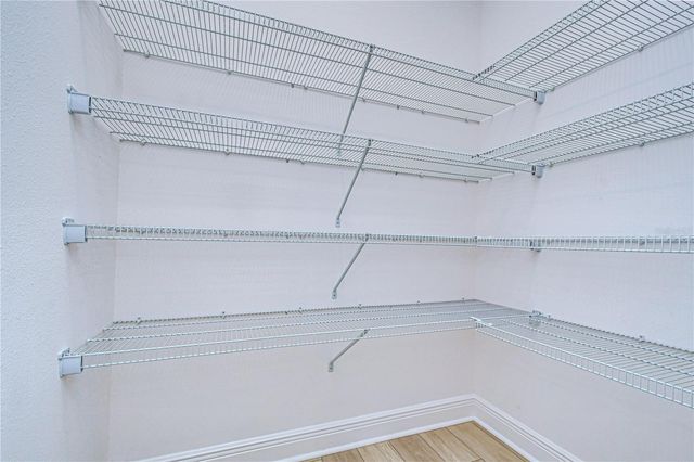 10027 DOLPHIN GULL CIRCLE, Thonotosassa, FL 33592