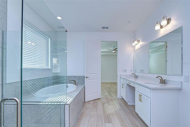 10027 DOLPHIN GULL CIRCLE, Thonotosassa, FL 33592