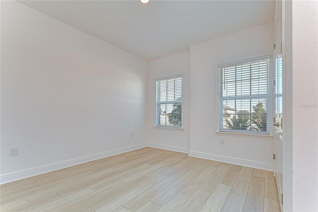 10027 DOLPHIN GULL CIRCLE, Thonotosassa, FL 33592