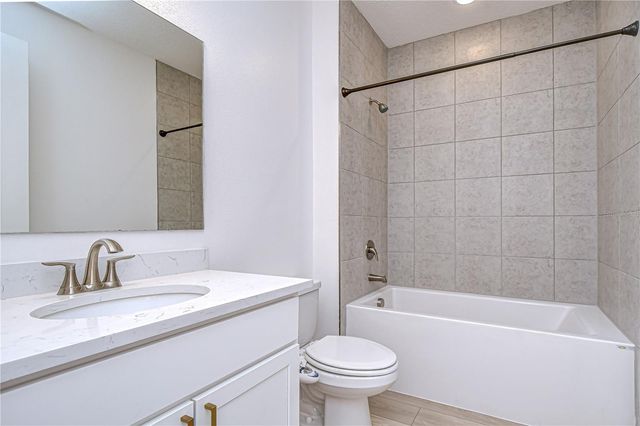 10027 DOLPHIN GULL CIRCLE, Thonotosassa, FL 33592