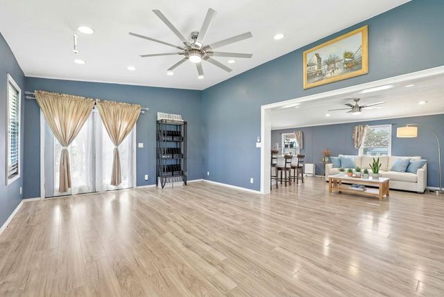 8004 Niederwald Strasse, Kyle, TX 78640