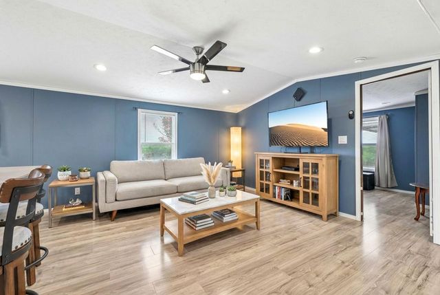 8004 Niederwald Strasse, Kyle, TX 78640