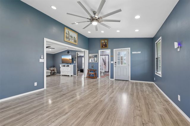 8004 Niederwald Strasse, Kyle, TX 78640