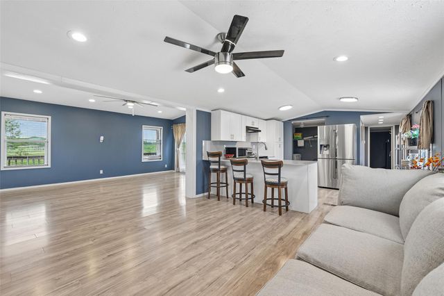 8004 Niederwald Strasse, Kyle, TX 78640