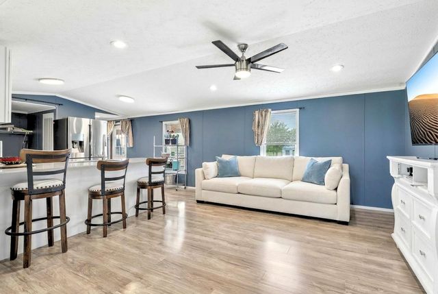 8004 Niederwald Strasse, Kyle, TX 78640