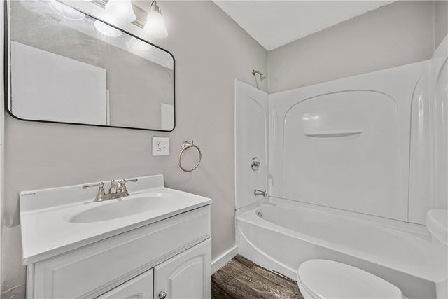 82 Midland Avenue, Rochester, NY 14621