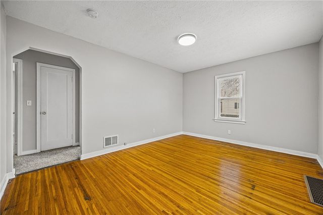 82 Midland Avenue, Rochester, NY 14621