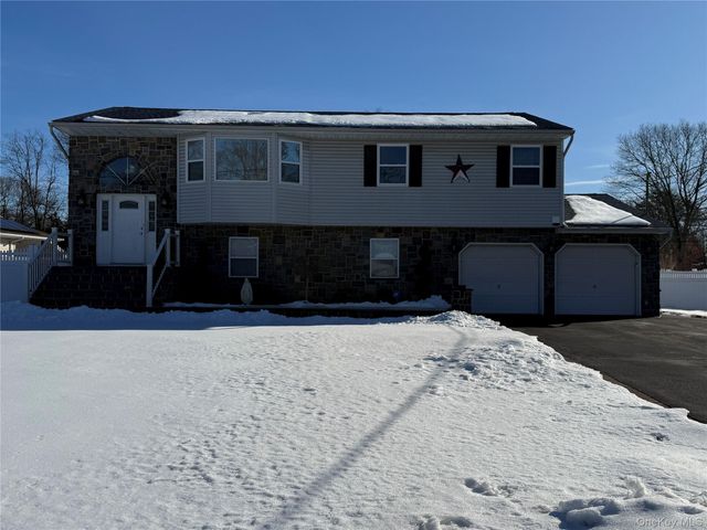 2129 Julia Goldbach Avenue, Ronkonkoma, NY 11779