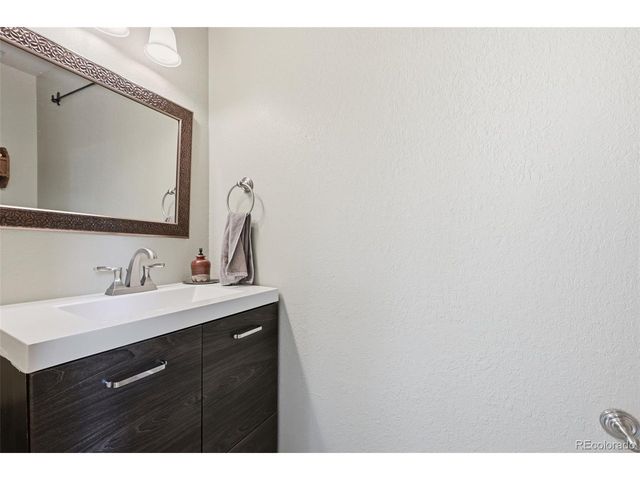 1625 N Mountain Estates Rd, Florissant, CO 80816