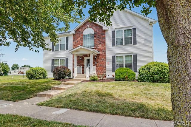 692 Homerun Drive 62N, O'fallon, MO 63366
