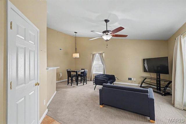 692 Homerun Drive 62N, O'fallon, MO 63366