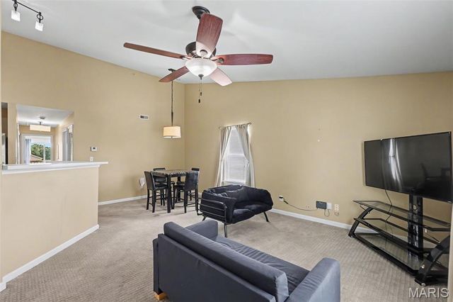 692 Homerun Drive 62N, O'fallon, MO 63366