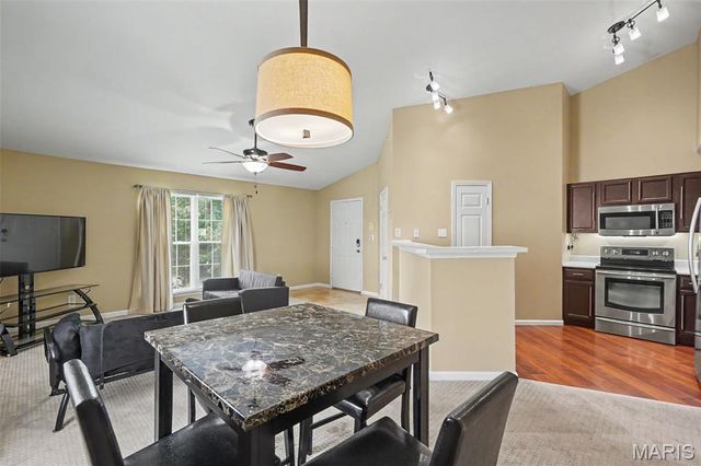692 Homerun Drive 62N, O'fallon, MO 63366