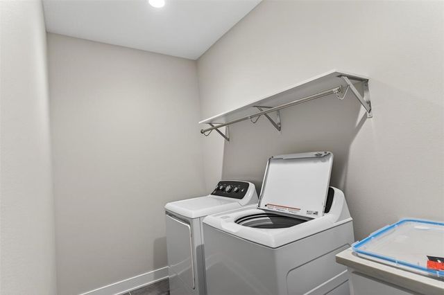 2391 SE 5th Street, West Des Moines, IA 50265