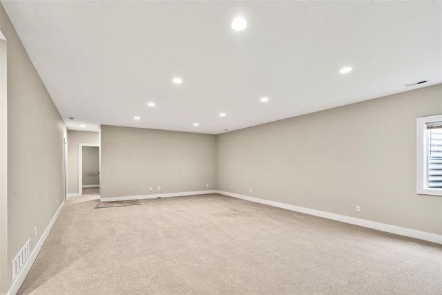 2391 SE 5th Street, West Des Moines, IA 50265