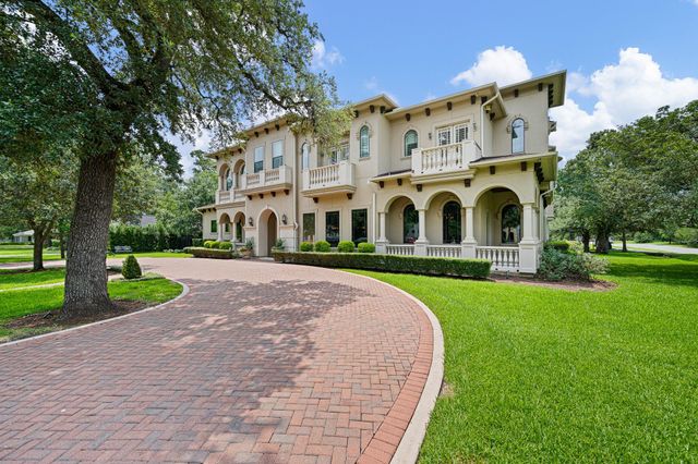 11713 Monica Street, Houston, TX 77024
