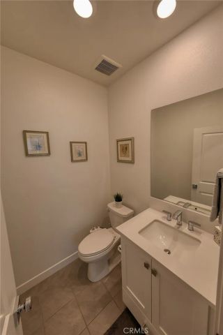 1649 W Lincoln 105, Anaheim, CA 92801