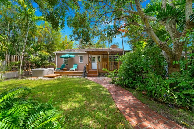 1535 Dewey Street, Hollywood, FL 33020