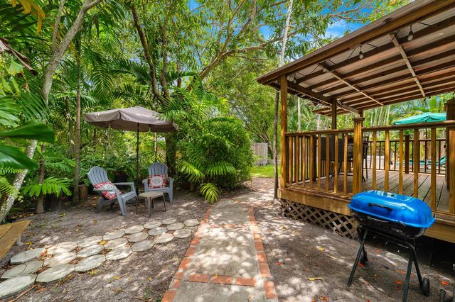 1535 Dewey Street, Hollywood, FL 33020
