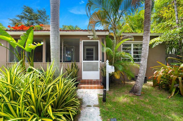 1535 Dewey Street, Hollywood, FL 33020
