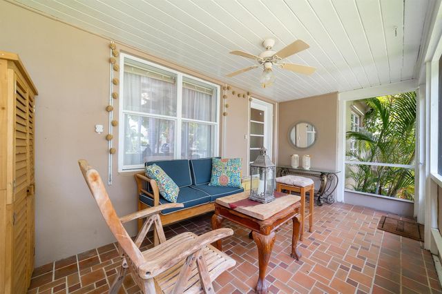 1535 Dewey Street, Hollywood, FL 33020