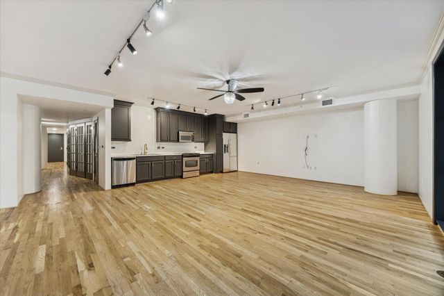 3030 Post Oak Boulevard 203, Houston, TX 77056