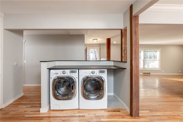 1136 N Hillcrest Avenue, Fayetteville, AR 72703