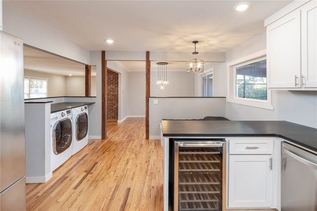 1136 N Hillcrest Avenue, Fayetteville, AR 72703