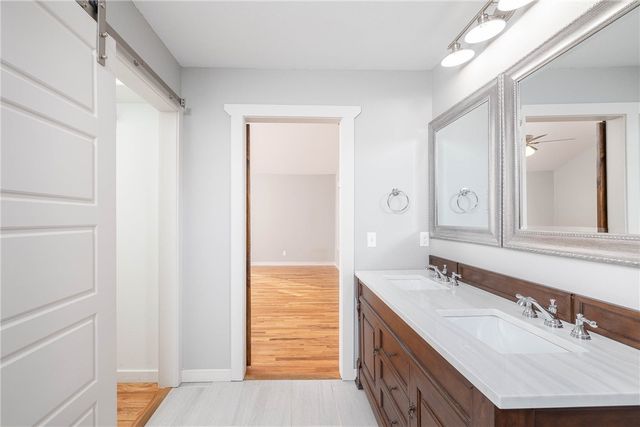 1136 N Hillcrest Avenue, Fayetteville, AR 72703