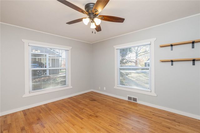 1136 N Hillcrest Avenue, Fayetteville, AR 72703