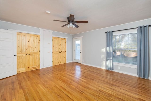 1136 N Hillcrest Avenue, Fayetteville, AR 72703