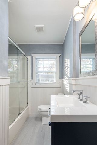 1136 N Hillcrest Avenue, Fayetteville, AR 72703