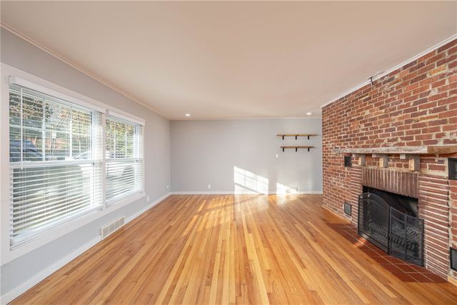 1136 N Hillcrest Avenue, Fayetteville, AR 72703