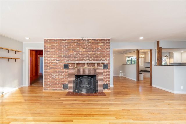 1136 N Hillcrest Avenue, Fayetteville, AR 72703