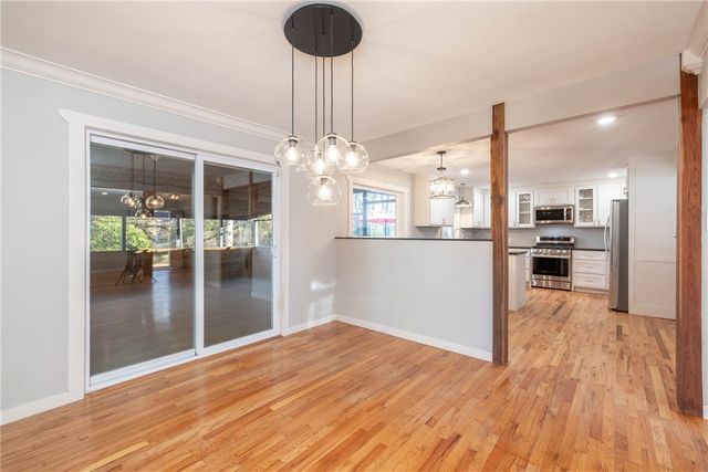 1136 N Hillcrest Avenue, Fayetteville, AR 72703