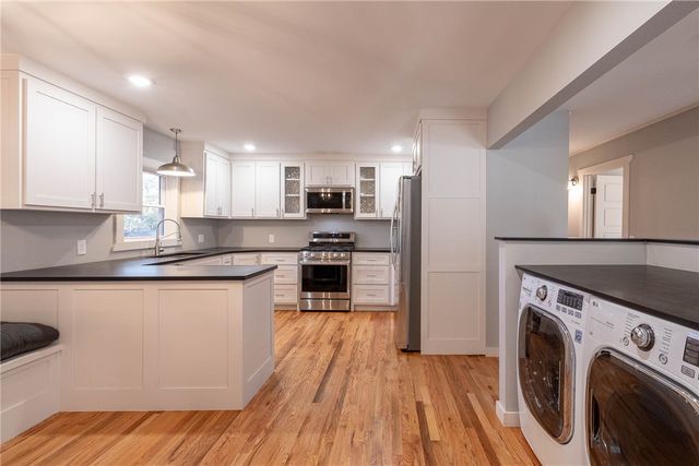 1136 N Hillcrest Avenue, Fayetteville, AR 72703