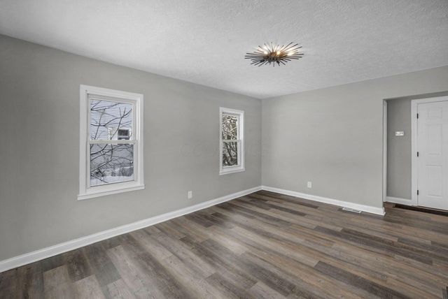 1816 Brentnell Avenue, Columbus, OH 43219