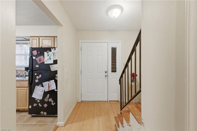 340 Witness Ln Unit B, Newport News, VA 23608