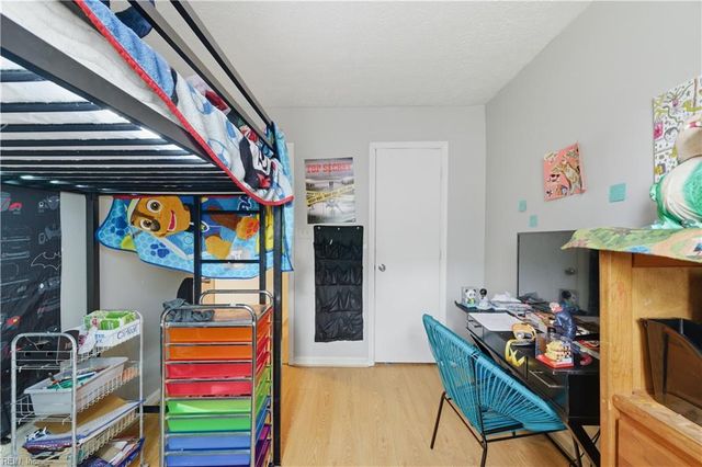 340 Witness Ln Unit B, Newport News, VA 23608