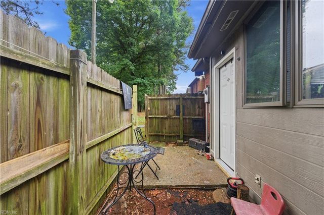 340 Witness Ln Unit B, Newport News, VA 23608