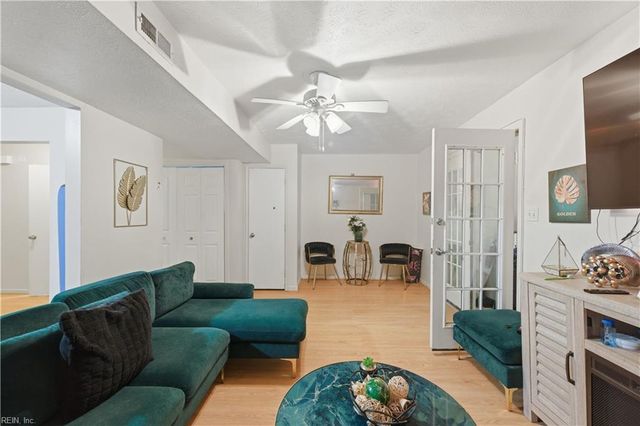 340 Witness Ln Unit B, Newport News, VA 23608